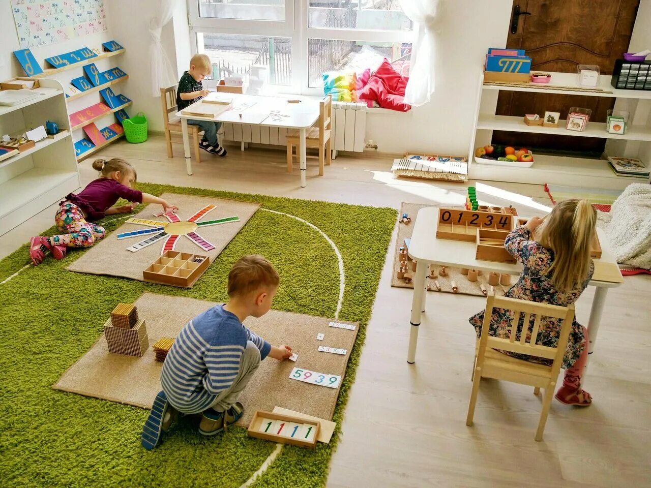 Montessori. школа марии монтессори школа. Montessori.