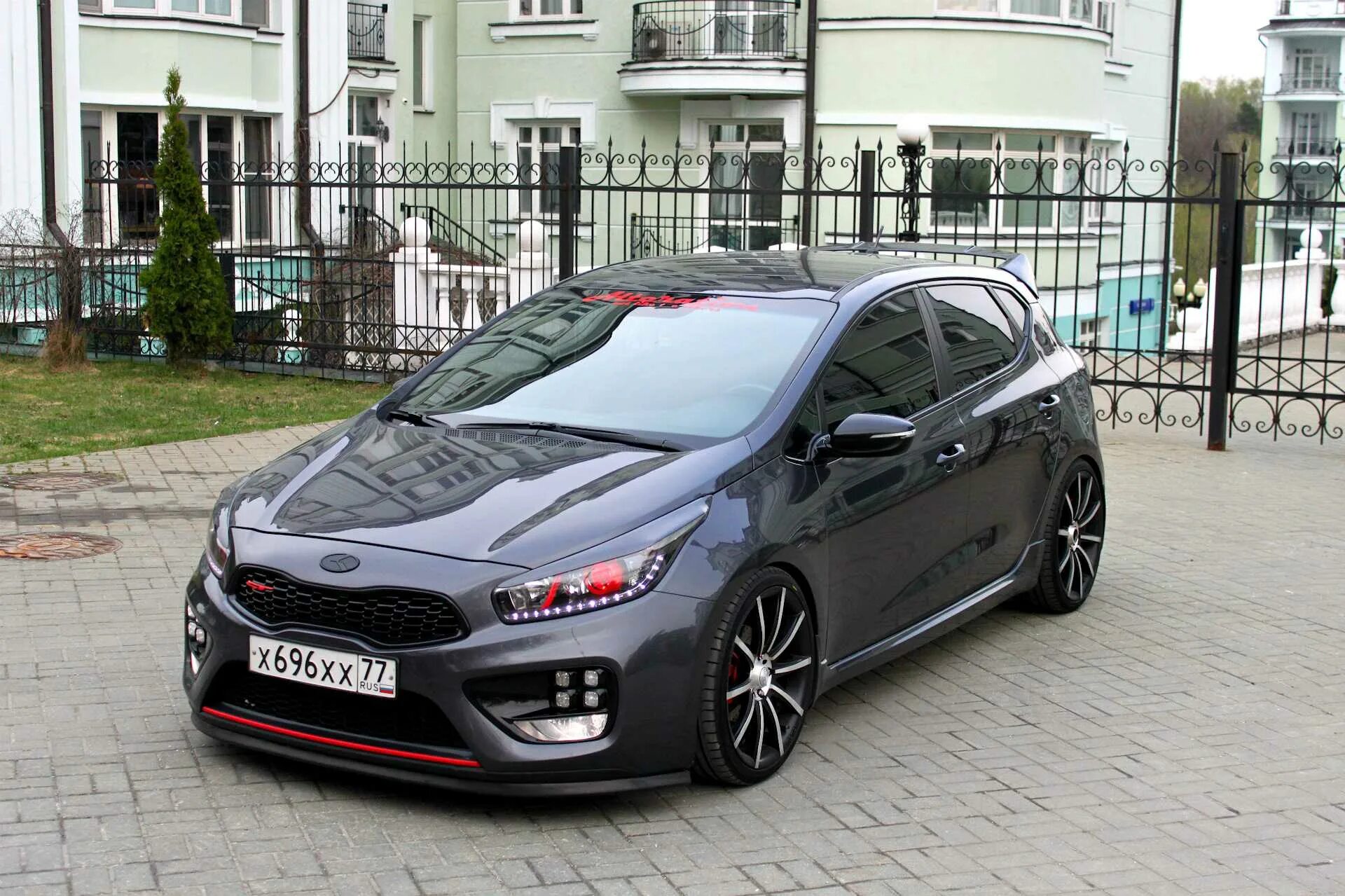 Киа хэтчбек тюнинг. Kia Ceed 2 gt. Kia Seed 3. Kia Ceed Tuning 2015. Kia Ceed JD 2013.