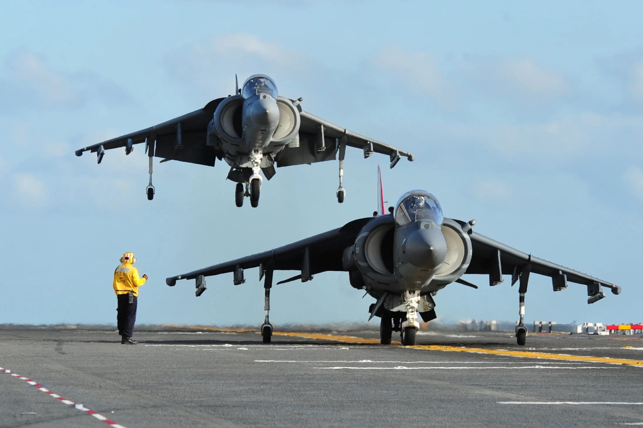 Av-8b Harrier II. Харриер av-8b. MCDONNELL Douglas av-8b Harrier II. Cамолет av-8b "Харриер" II. Av 8b