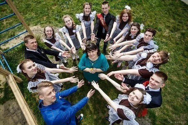 Идеи для школы видео. Фотосессия выпускников школы. идеи для фотосессии выпускников. фотосессия в классе. необычные идеи для фотосессии класса.