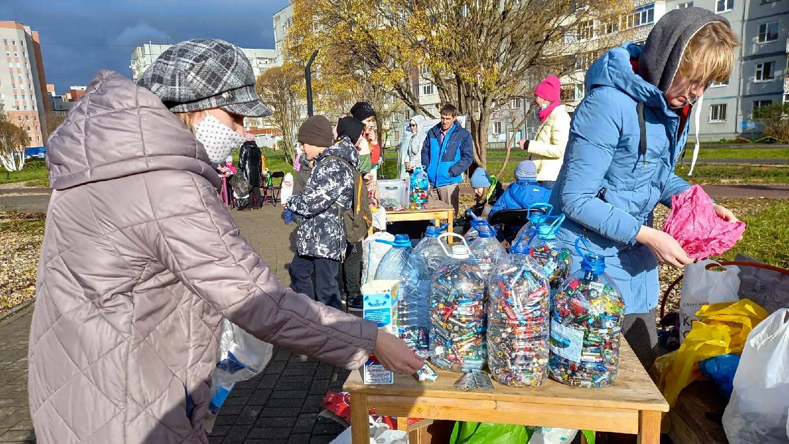 Мероприятия в вологде сегодня. Экобессрочка Вологда. Фестиваль Экопарк Вологда. Жители Вологды. Жители Вологды фото.