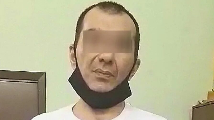 Украли маску за 20 миллионов. Банковские ячейки ограбление. Охранник в торговом центре. Украли маску за 20 миллионов. Кассир ачинск ограбление.