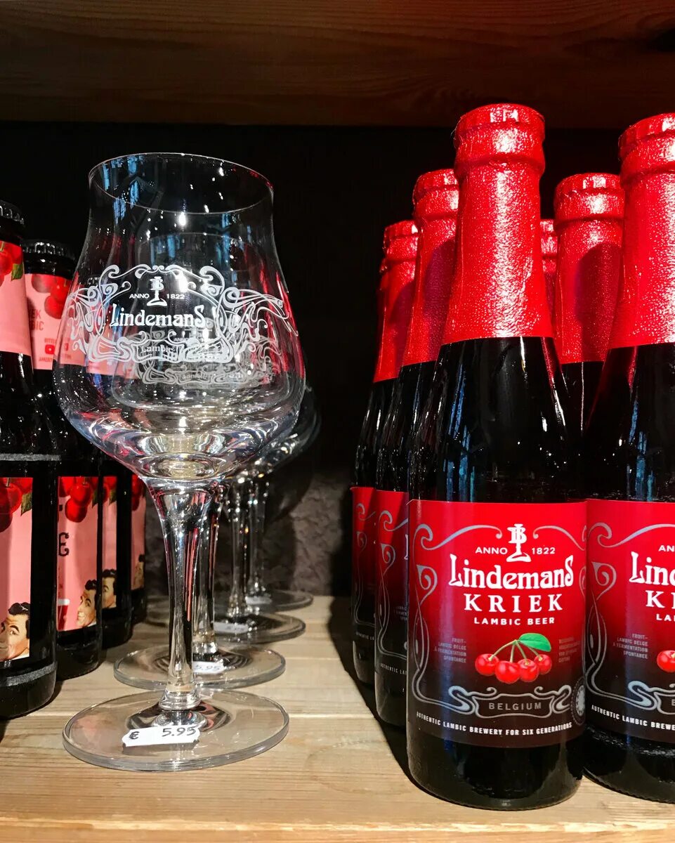 Вишневое пиво бельгия. Бельгийское Вишневое пиво Kriek. Пиво Kriek Бельгия вишня. Вишневый Эль Kriek. Пиво Вишневое Бельгия Kriek Вишневое.