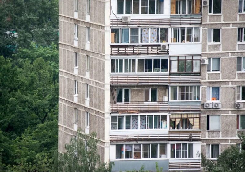 Вторичка фото. Жилой дом вторичка. Вторичный дом. Вторичная недвижимость. Многоэтажки вторичка.