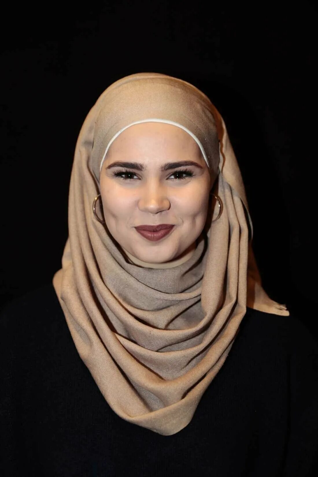 Иман мескини. Сана бакуш скам. Иман мескини актриса. Иман мескини. Иман мескини волосы.