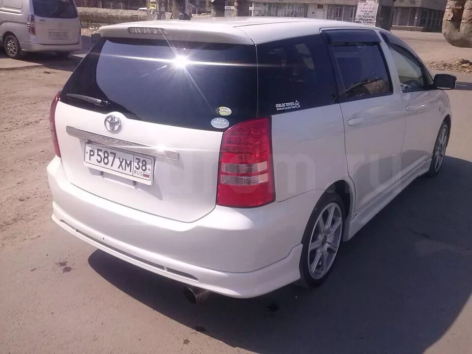 Виш абакане. Toyota wish, 2003 обвес бампера. обвес toyota wish 2 поколение. виш 2003 обвес. тойота виш белый в обвесах.