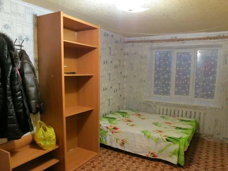 Комната от собственника пермь. Комната дешевого общежития. комнаты в общежитии без посредников. комната в общежитии пермь. объявление о продаже комнаты в общежитии.