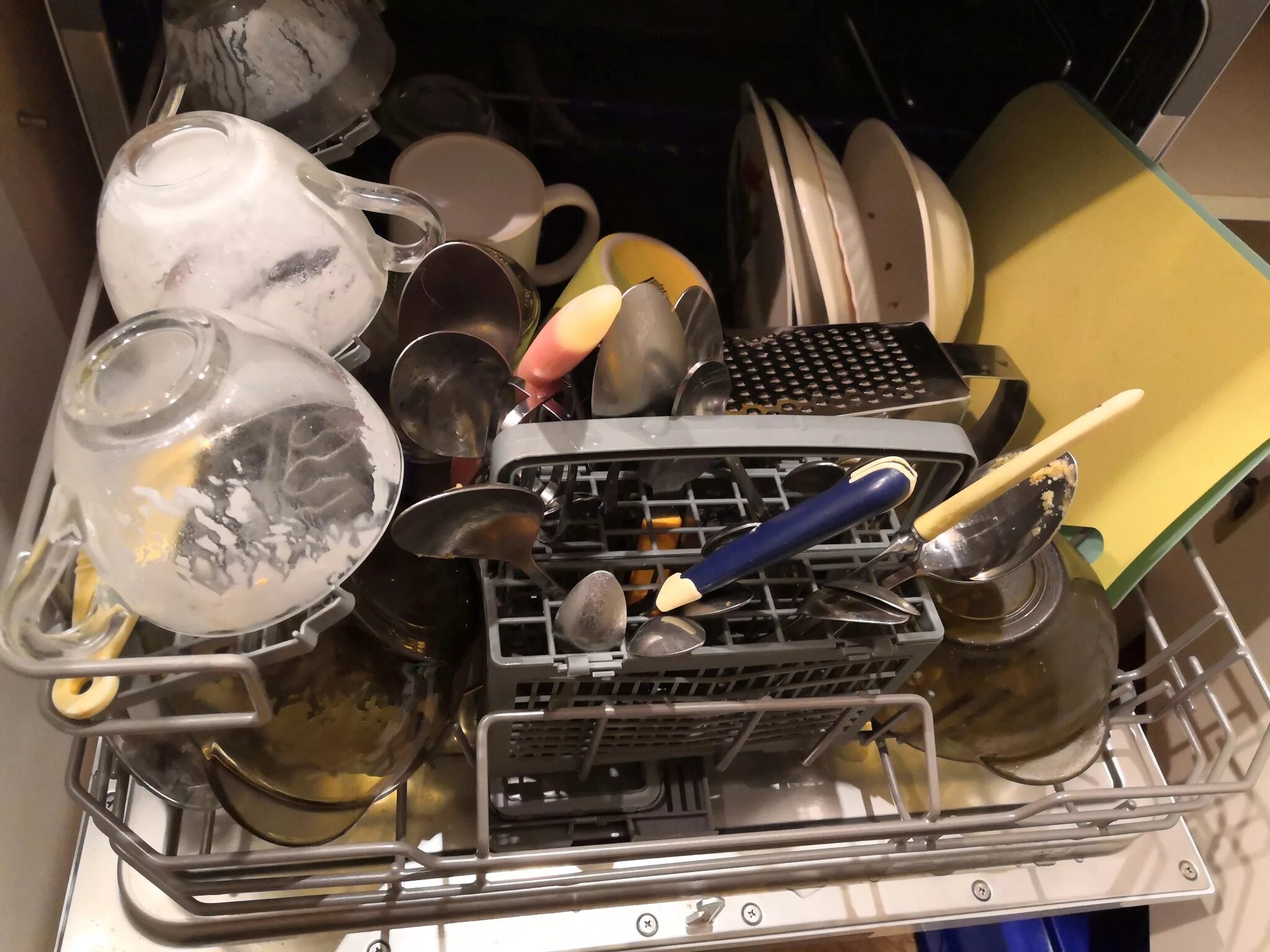 Midea mfd45s110w. Посудомоечная машина медея мсфд-0606. Посудомоечная посуда медея. Посудомоечная машина 60s900. Встраиваемая посудомоечная машина midea mid60s100.