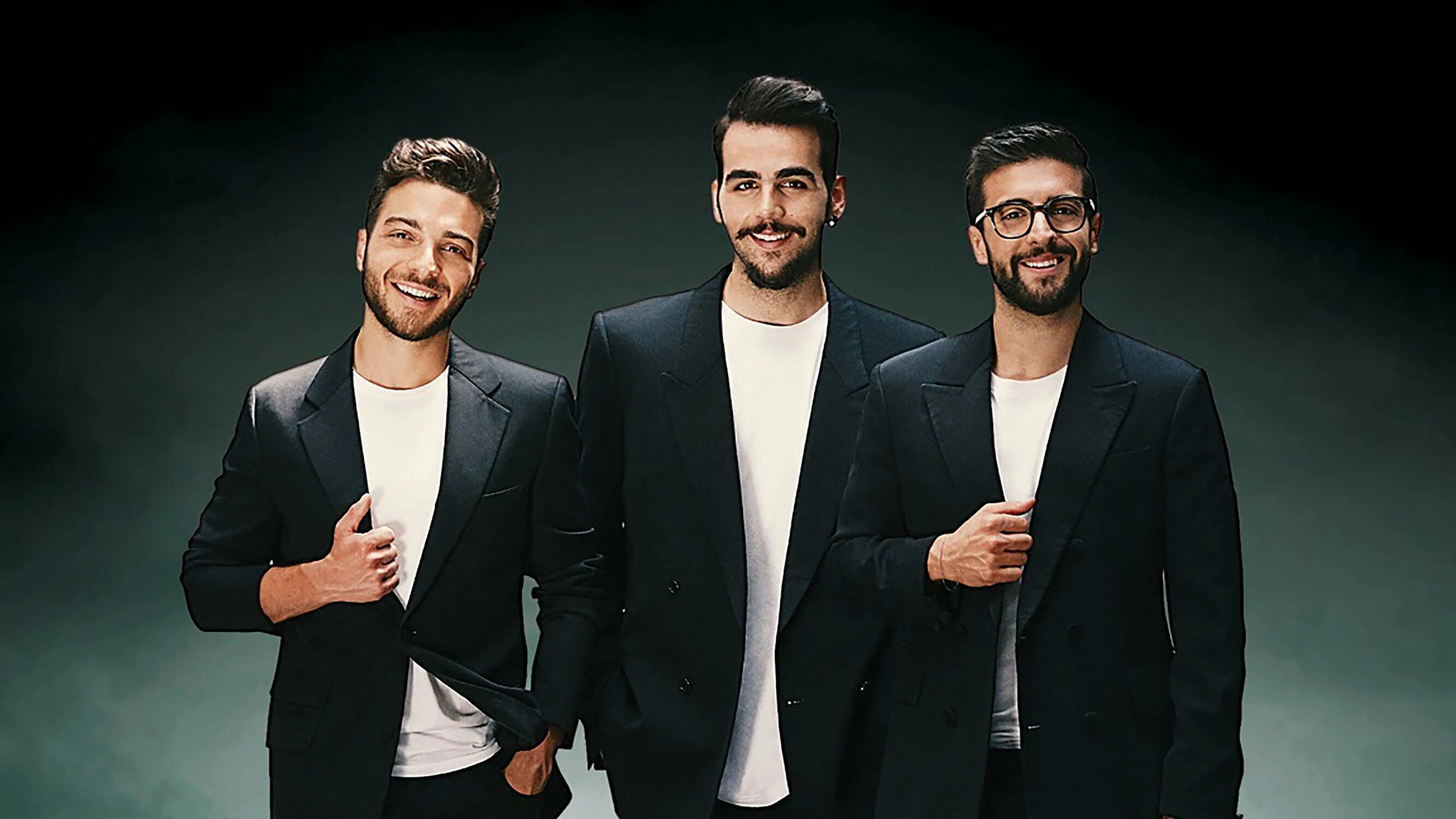 Трио итальянских молодых. Трио Италия il Volo. Коллектив il Volo. Группа il Volo 2021. Группа il Volo личная жизнь.