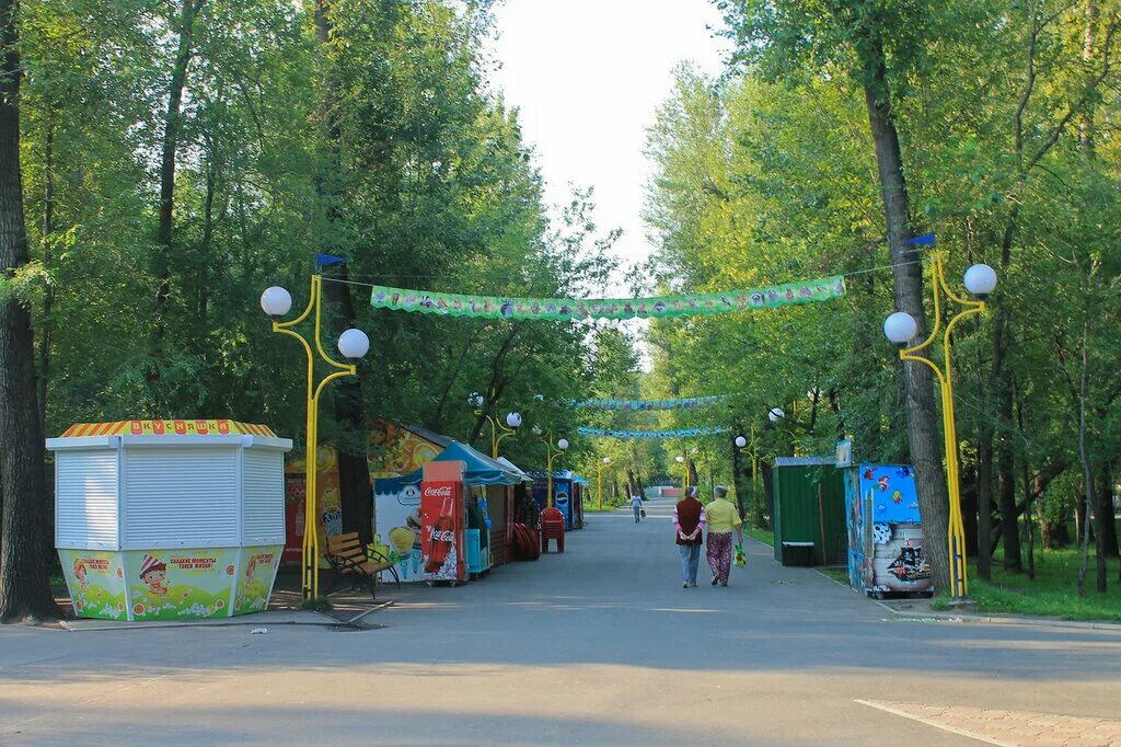 Парк орленок абакан аттракционы. Парк орленок абакан. детский парк «орлёнок» (абакан). аттракционы в абакане в парке орленок.