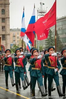Открой парад