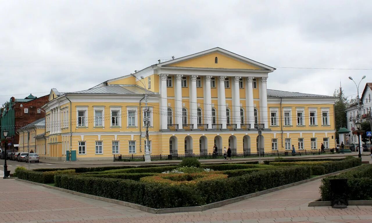 Классицизм 18 век Петербург. Здание эпохи классицизма в Петербурге. Русский классицизм в Нижнем Новгороде. Питер Екатерининский классицизм банк. Классицизм в россии 18 век