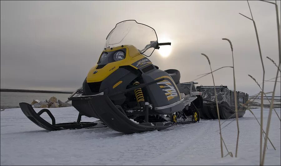 Ski Doo Tundra 550f. Снегоход BRP 550 тундра. Tundra 550 lt. Снегоход BRP Tundra 300. Скидо саммит