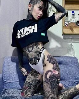 Slideshow tatted pench leaked.