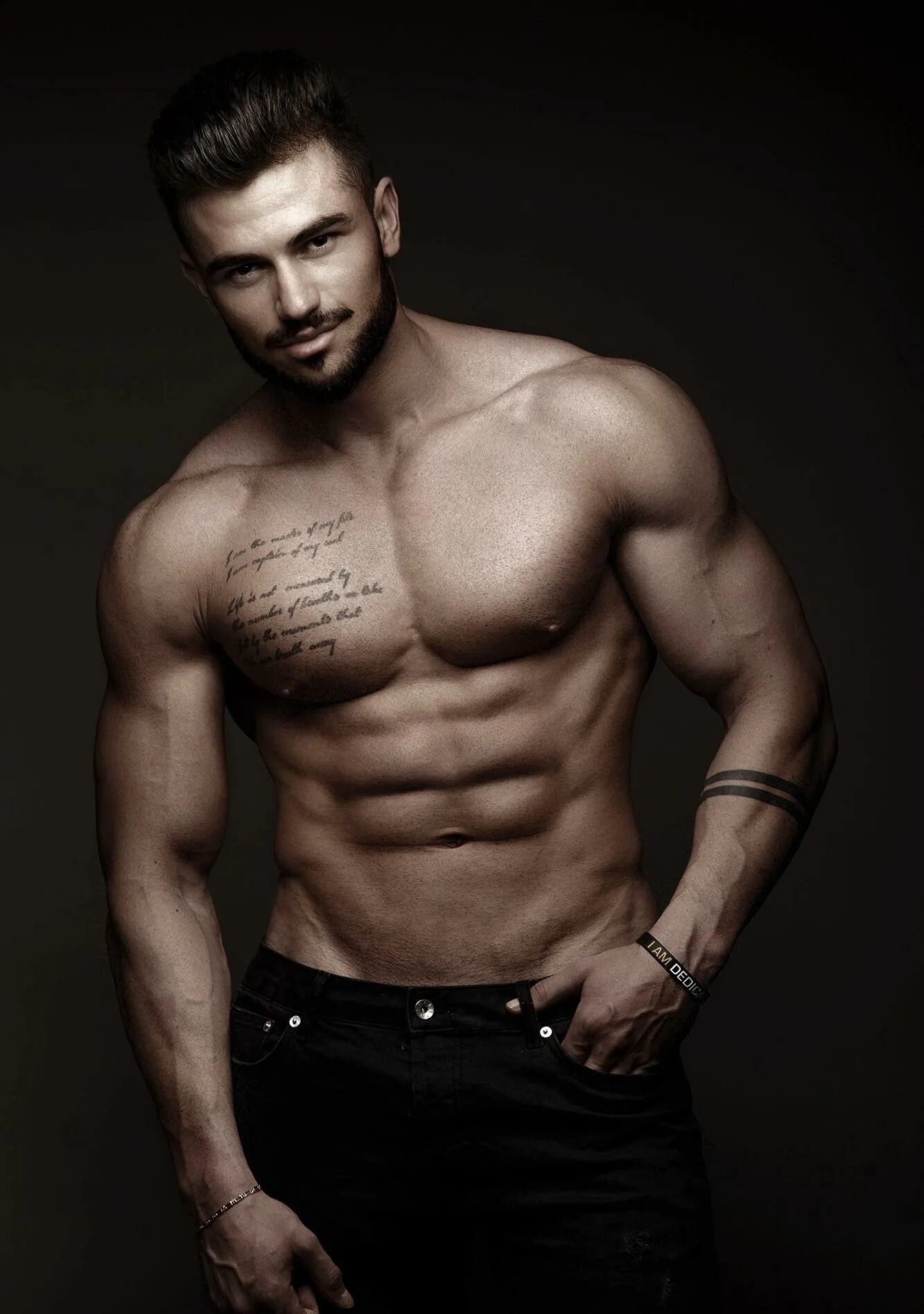 ионел истрати. молдовани певцы тудор. фото молдаван мужчин. иван истрати. мужчина.