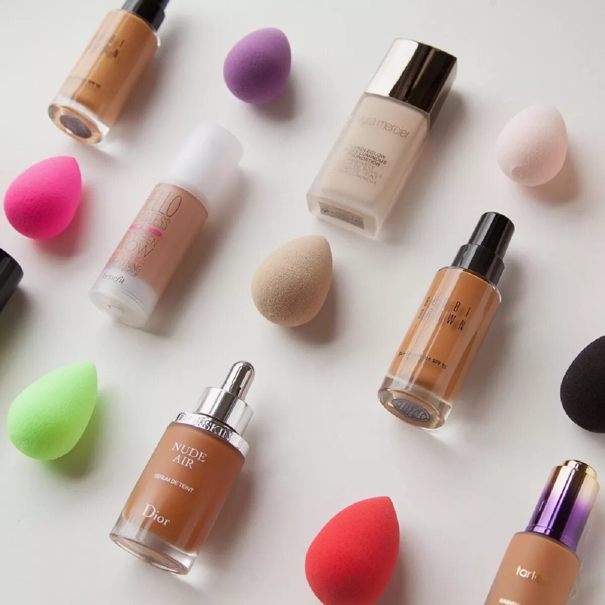 женские штучки косметика. женские штучки косметика. необычные женские штучки. шариковые румяна летуаль. необычная косметика.