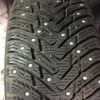 Nokian hakkapeliitta 8 235 65