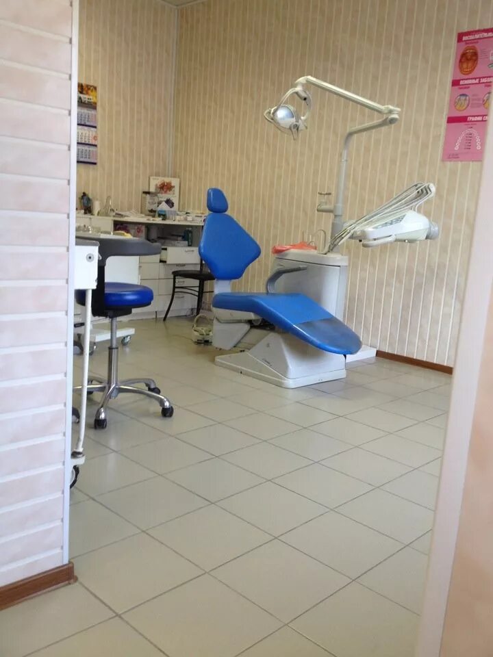 Клиника зубная гатчина. Стомамедсервис гатчина стоматология. Стоматология премиум. Стоматология премиум класса. Гатчинская стоматологическая.