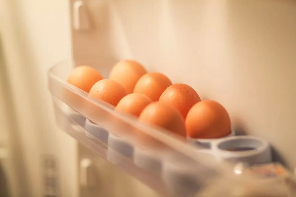 1 are there eggs in the fridge