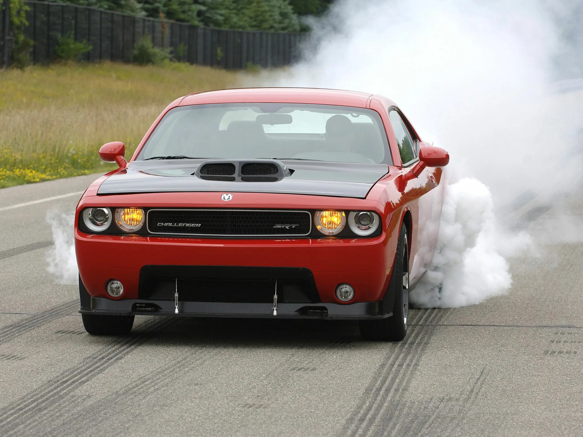 Видео про б. 2009 Dodge Challenger srt10. Dodge Challenger srt 2009. Dodge Challenger srt 10. Додж Челленджер СРТ 2008.