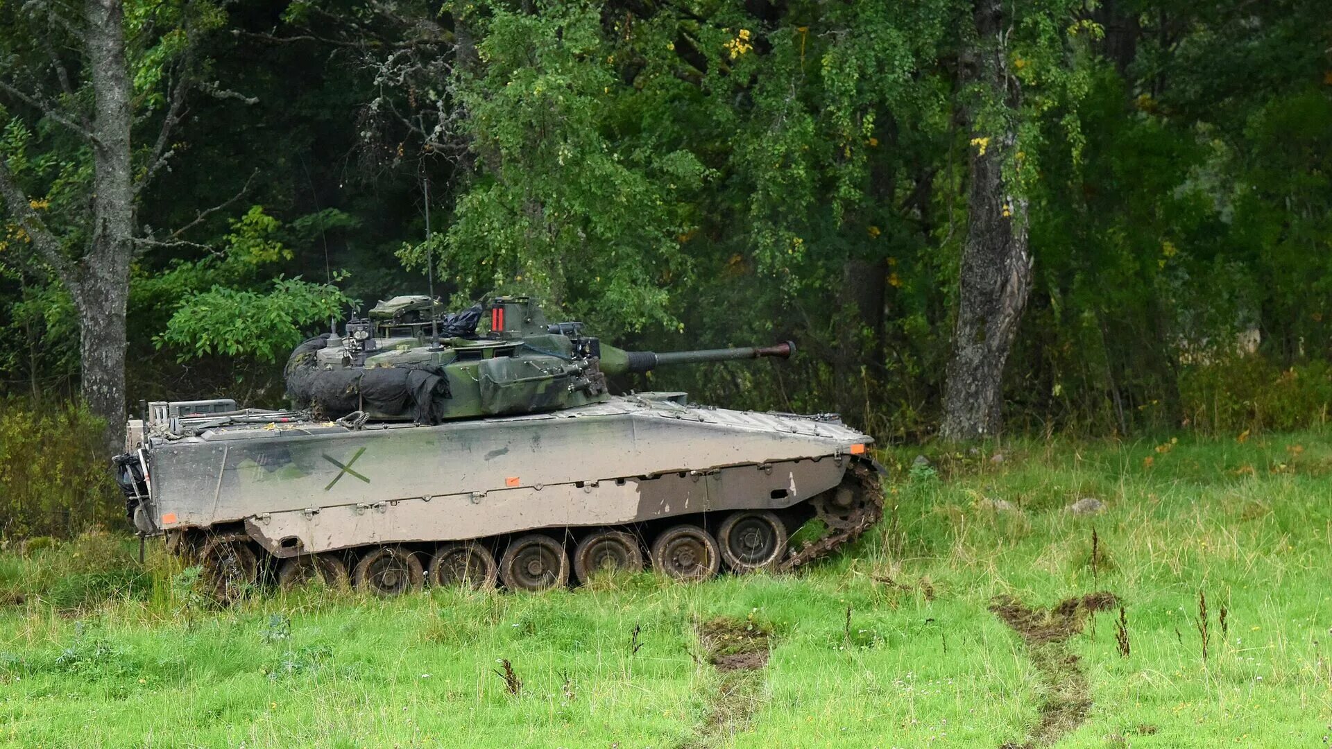 Бмп cv90. Бмп cv90
