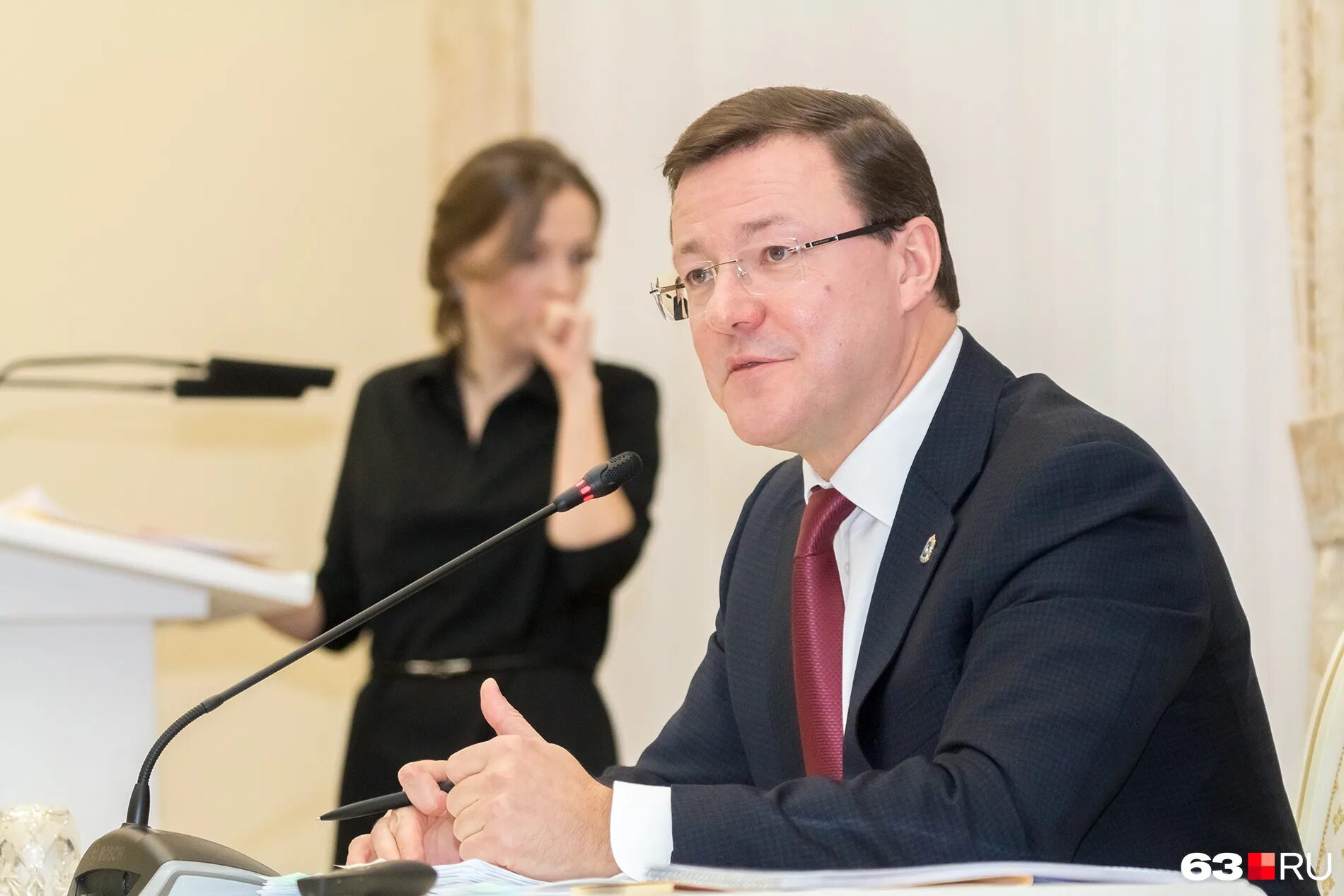 Азаров губернатор самарской области. Азаров губернатор последние новости. Дмитрий азаров самара. Губернаторы самарской области с 1991. Дмитрий азаров губернатор.