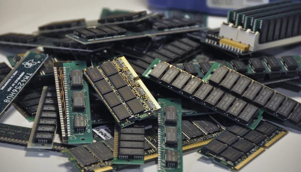 Memory память. Оперативная память (озу/ram). samsung ram ddr5. оперативная память кшь. random access memory»оперативная память.