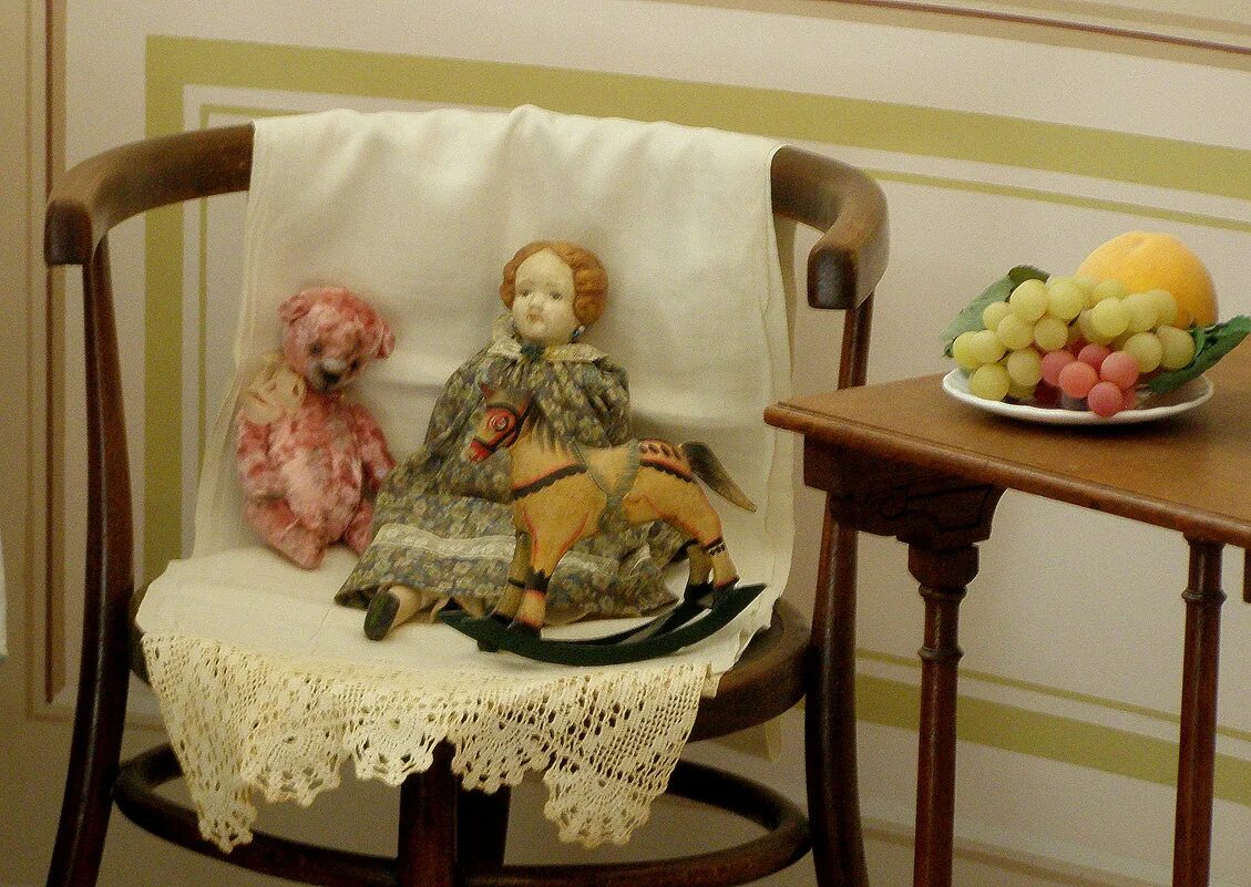 игрушки 19 века. к 19 игрушка. 19 игрушек. старинные игрушки. антикварные игрушки.