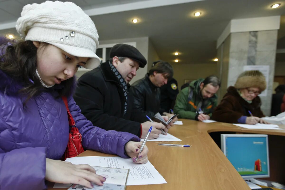 Когда в москве будет голосование. Голосование на выборах. Выборы картинки. Выборы в Москве. Электронное голосование в Москве.