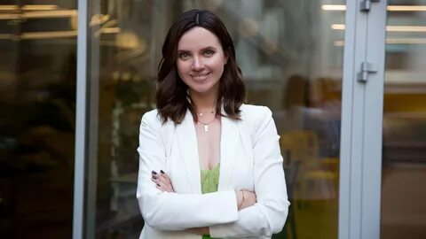 Янина соколова журналист украина в купальнике.