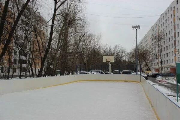 Каток с натуральным льдом, каток, ул. Олений Вал, 24, корп. 2, Москва, Россия - 