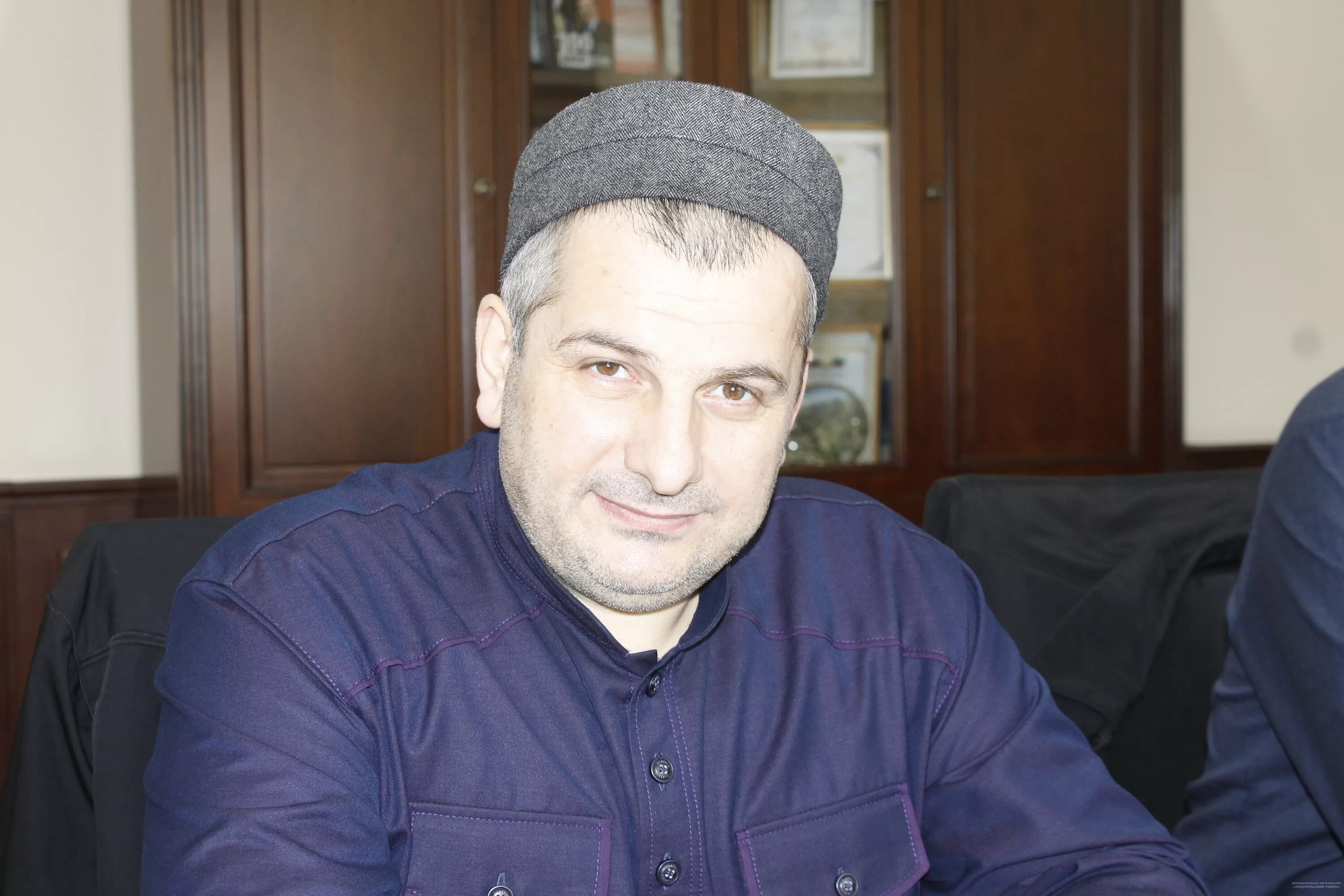 Мутаилов магди магомедович. Махди ахтамов. Братья магдигаджи абидова. Махди хаджи абидов улыбка. Магди хаджи абидов.