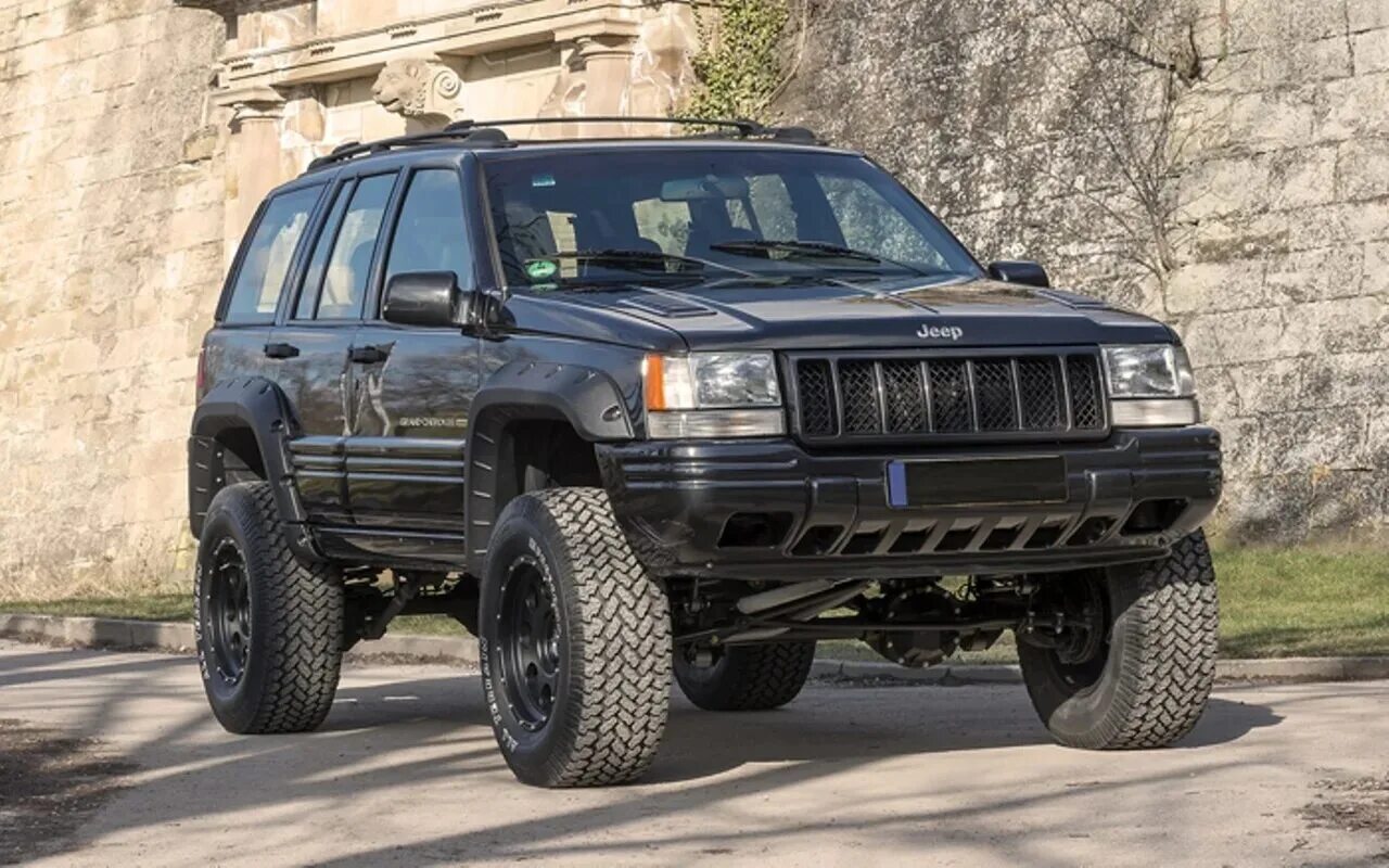 Jeep zj. Jeep Grand Cherokee ZJ. Джип Гранд Чероки 1995. Jeep Grand Cherokee 1996 Tuning. Jeep ZJ 5.2.