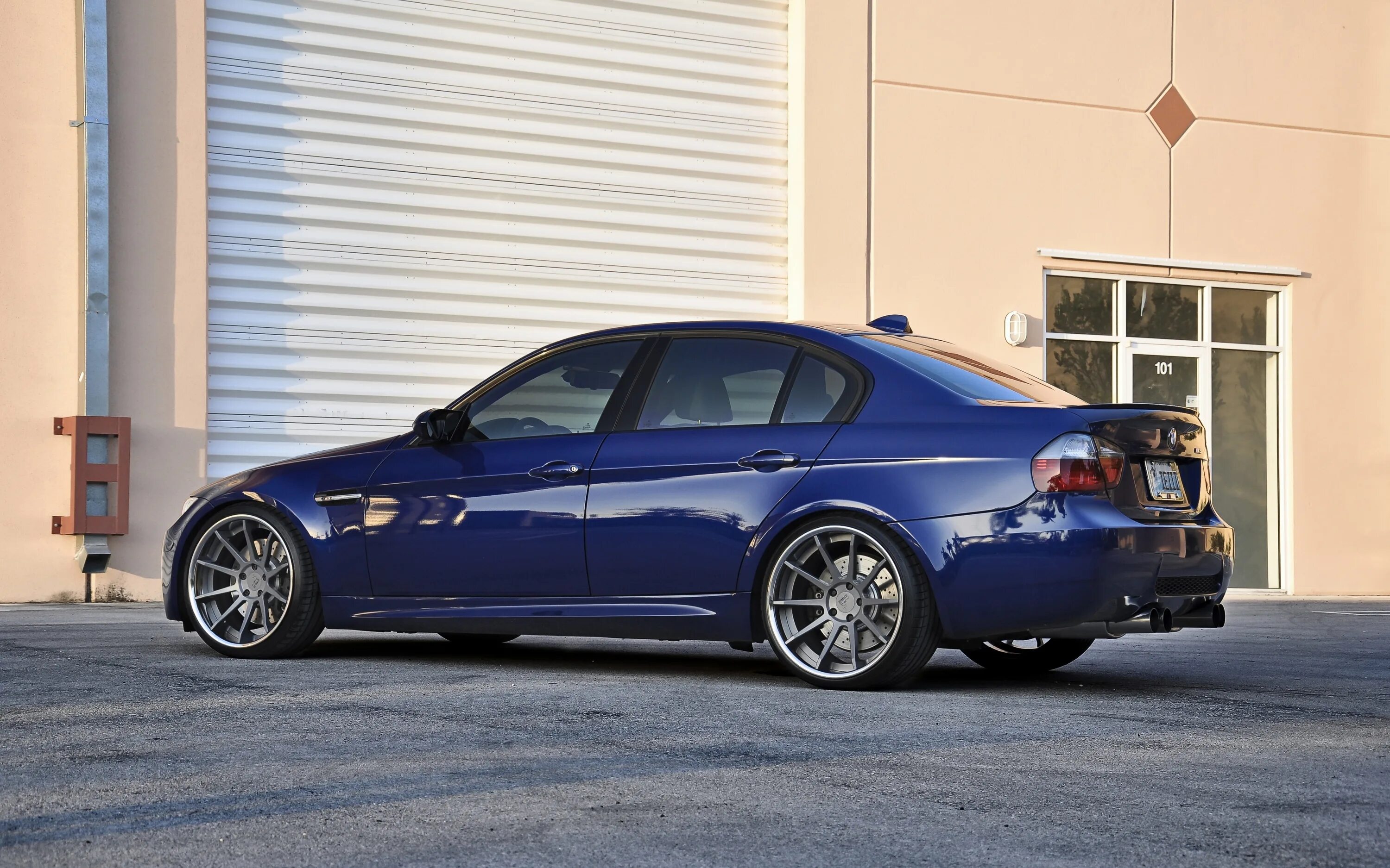 3 m ф ф. BMW 3 e90. BMW m3 e90. BMW m3 e90 sedan. BMW e90 m.