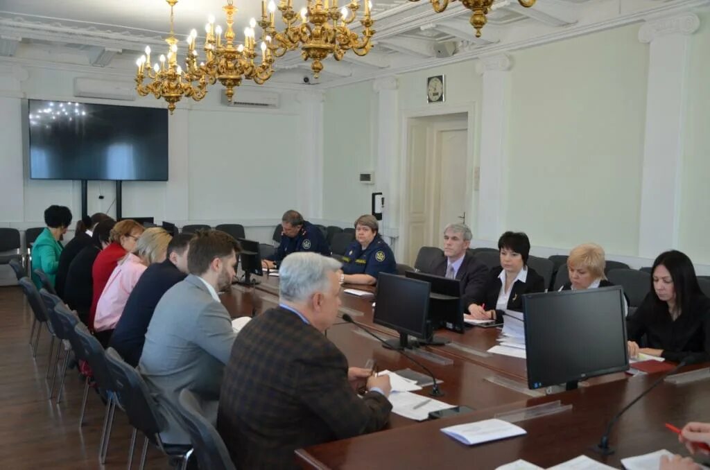 рабочий коллектив. прокурор стеничкин рязань. заседание межведомственной рабочей группы. заседание прокуратуры. заседание межведомственной рабочей группы.