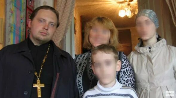священник евгений струговщиков. матушка жена священника. артемий владимиров священник матушка. любовница батюшки. священник и матушка.