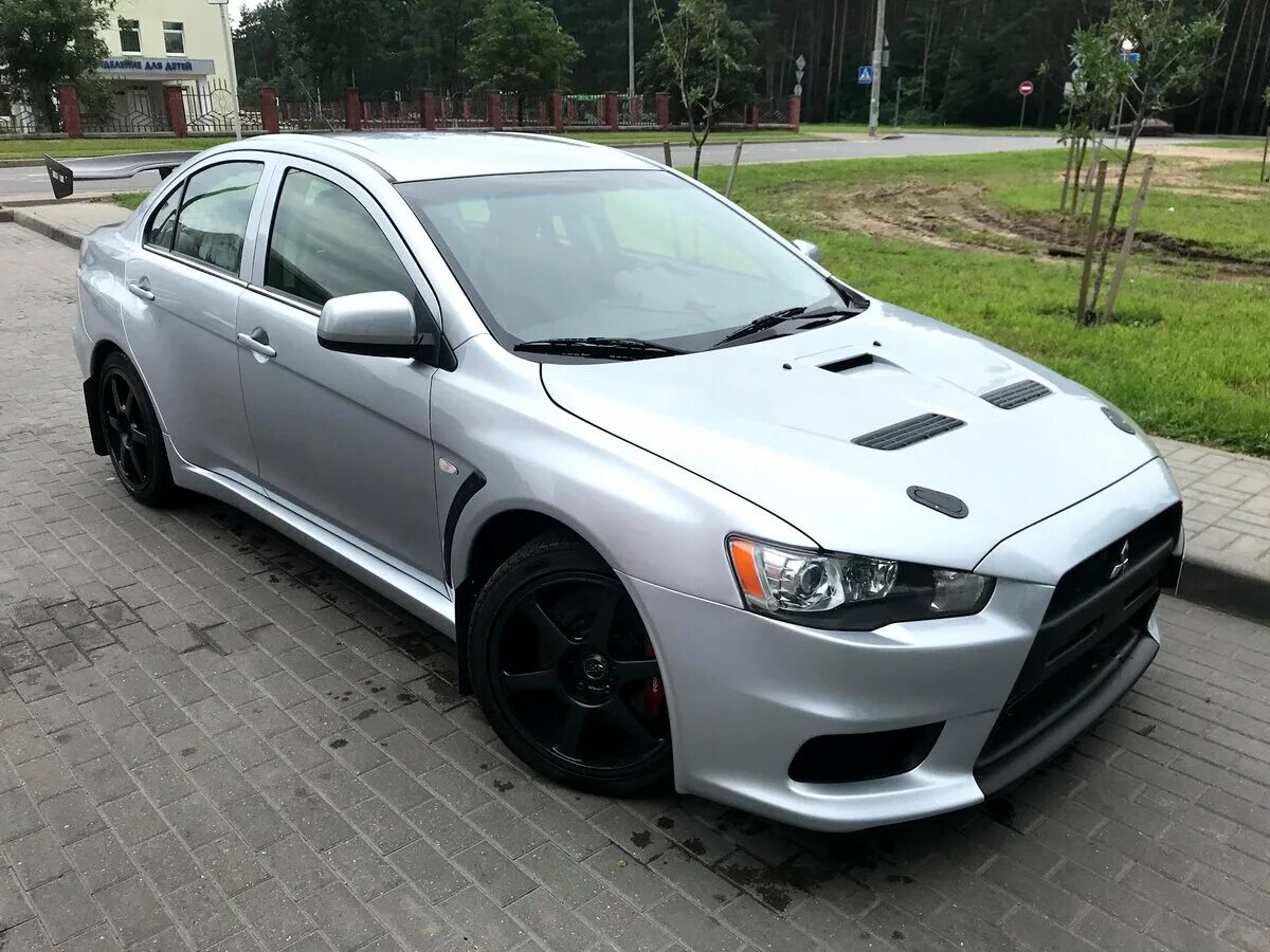 Лансер 10 купить новый. Mitsubishi Lancer Evolution x 2008. Митсубиси Лансер Эволюшн 10 2008. Митсубиси Лансер 10 2.0. Lancer x 2008 EVO.