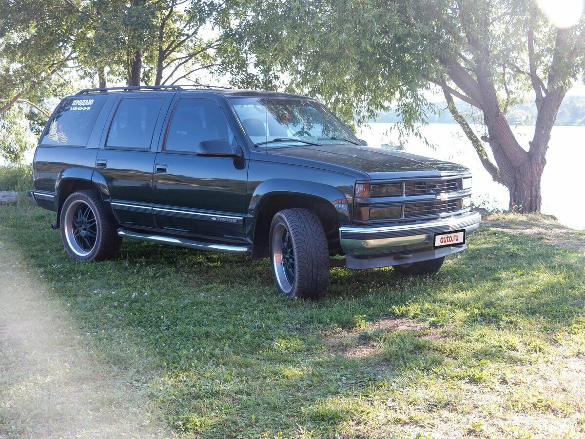 Шевроле тахо купить с пробегом в россии. Chevrolet Tahoe gmt400. Chevrolet Tahoe 1995. Chevrolet Tahoe 5.7. Chevrolet Tahoe 2000 Tuning.