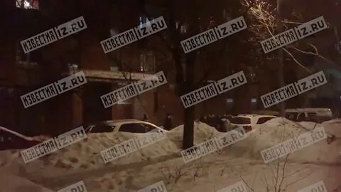 В петербурге выпали из окна