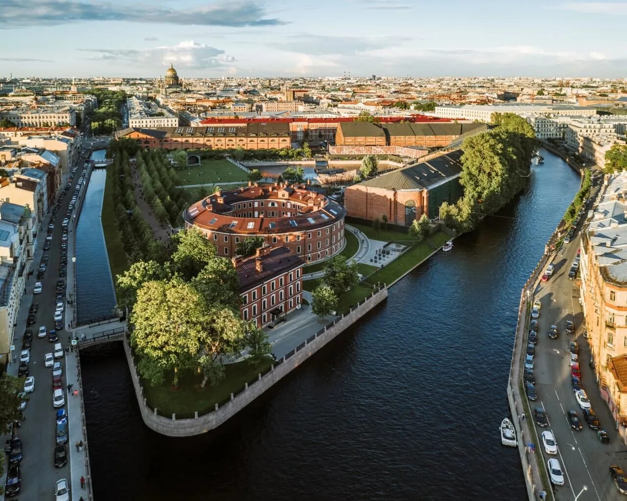 организация открытый петербург. питер остров новая голландия. памятник маннергейму в петербурге. реки и каналы санкт-петербурга. решетка казанского собора.