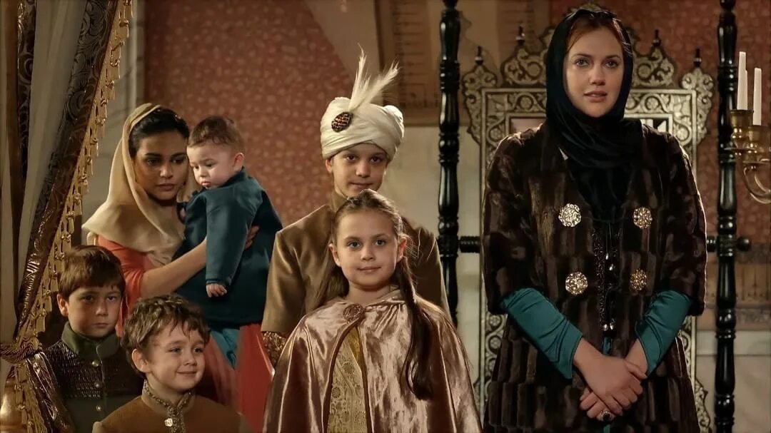 хюррем вахиде и сулейман. шехзаде мурад великолепный век. султан сулейман роксолана сериал. сколько детей у сулеймана в великолепном веке. великолепный век 77.