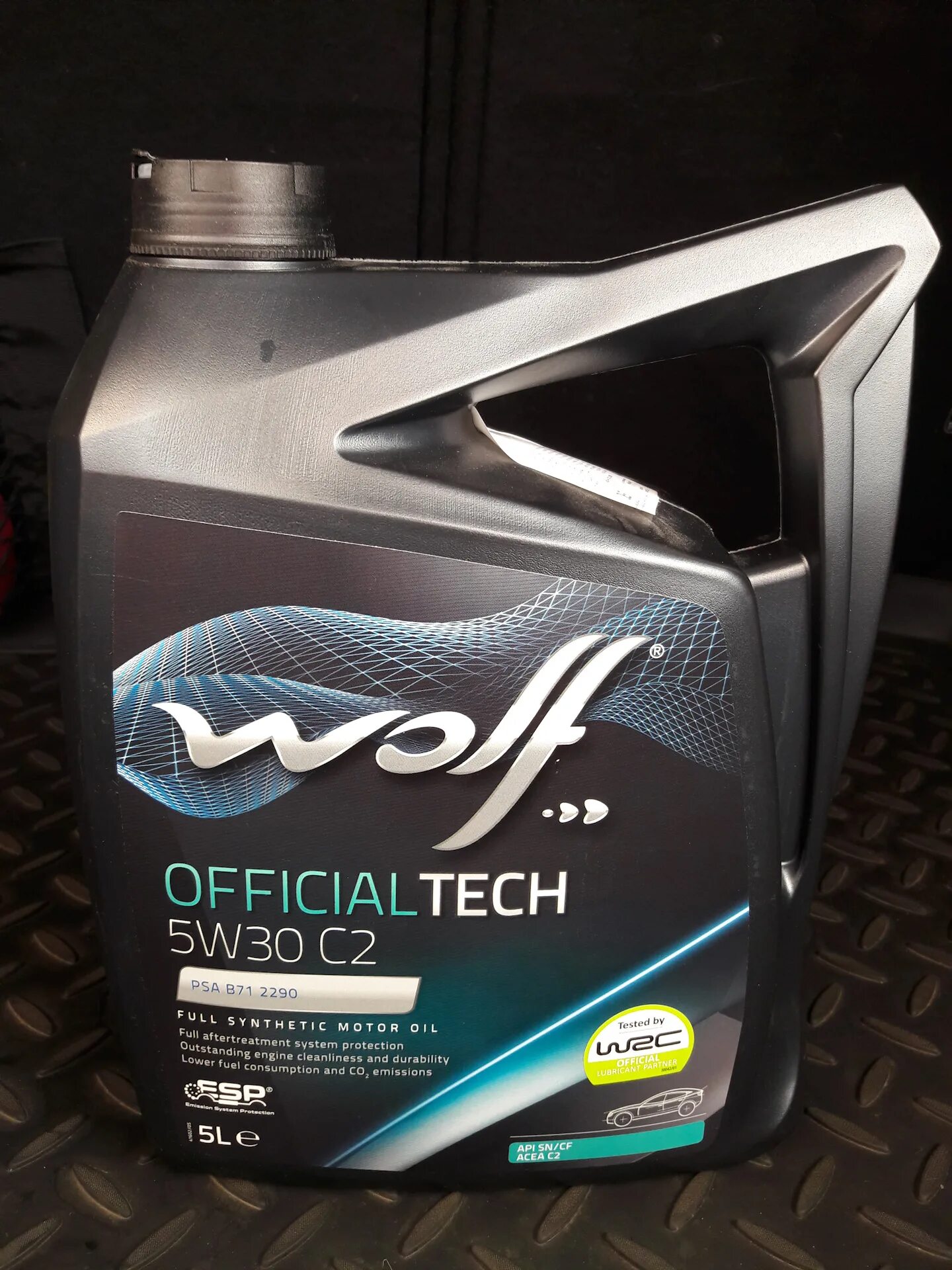 Wolf officialtech5w30 c2/c3. Wolf ECOTECH 5w-30 SP/RC g6 4л. Масло моторное Wolf OFFICIALTECH 5w30 c3 1l. Моторные масла Wolf OFFICIALTECH 5w30 c2/c3.