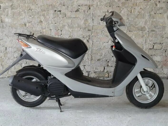 Honda dio 56. Скутер Хонда дио 56. Хонда дио АФ 34. Хонда дио 2010 года. Honda Dio серая.