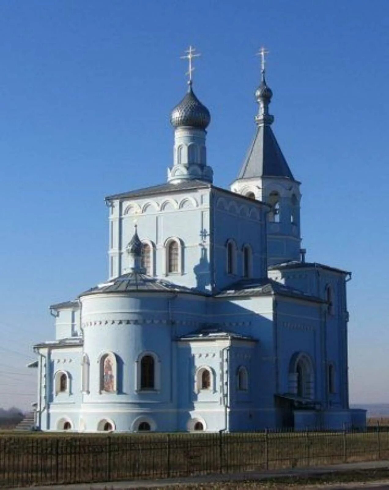 Иверский храм бобруйск. Бобруйск церковь духовенство. Свято-георгиевский храм (бобруйск). Свято-георгиевский храм (бобруйск). Свято иверский храм.