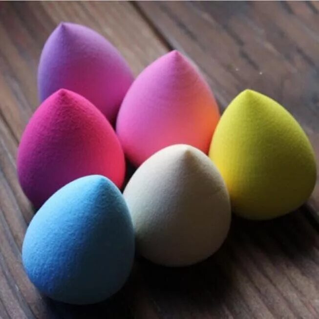 Спонж это. Бьюти блендер beautyblender. Спонж для макияжа beautyblender. Спонж Бьюти блендер. Спонжик Бьюти блендер.