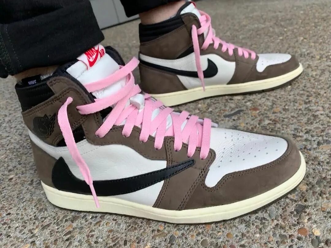 Nike Air Jordan 1 Travis Scott. Nike Air Jordan 1 Travis. Nike Air Jordan 1 High Travis Scott. Nike Jordan 1 High Travis Scott. Air jordan high travis scott