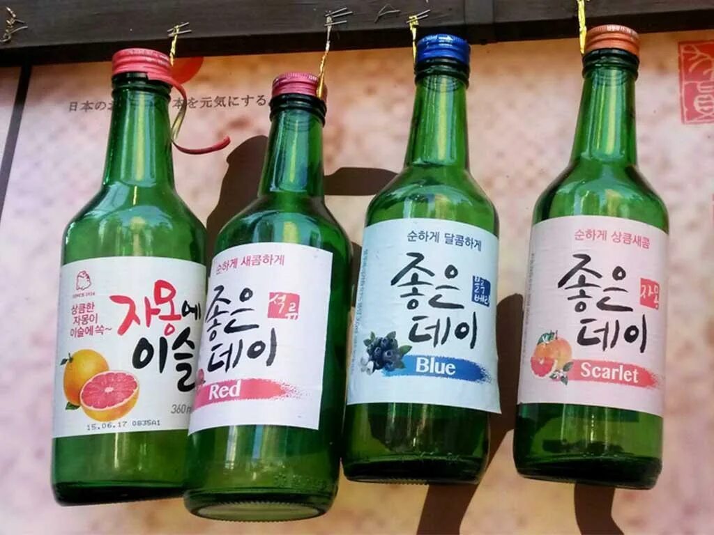 Соджо напиток. Корейский алкоголь соджу. Соджу Джинро персик. Что такое соджу в Корее.