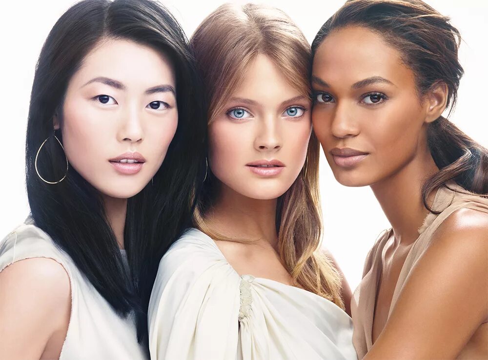Женщины разных рас. Девушки разных цветов кожи. Красивые девушки разных рас. Европеец и азиатка. Виды европейцев