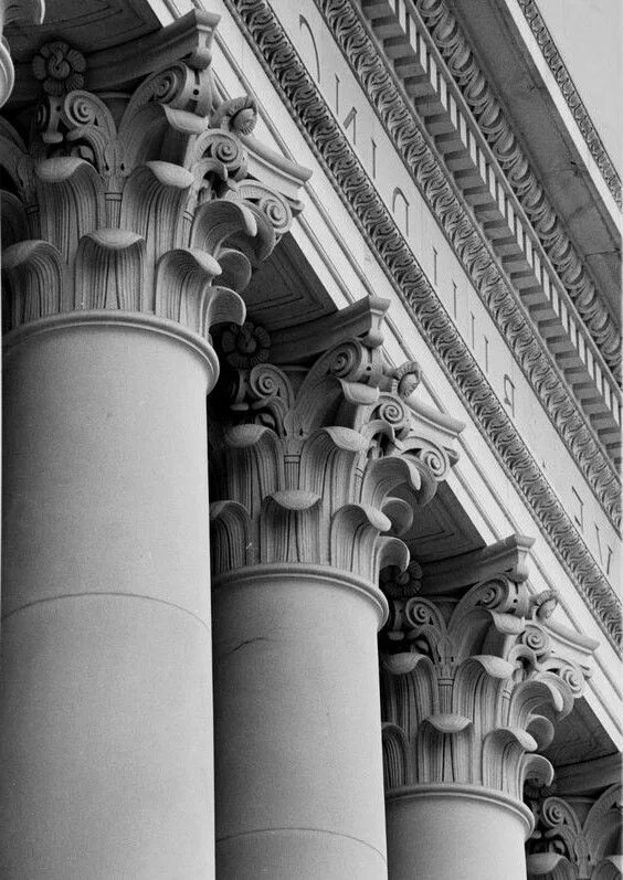 En column