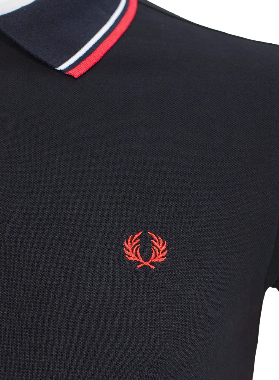 бренд с крыльями одежда. аппликация крылья на одежду. футболка бренд ангел мужская. бренд одежды с крыльями. бренд одежды фред перри.